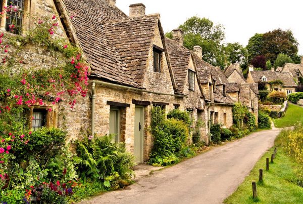 Lime Plastering Services in Cheltenham, Gloucestershire - Lime Plastering and Modern Plastering By Heritage Plastering in Cheltenham, Gloucestershire