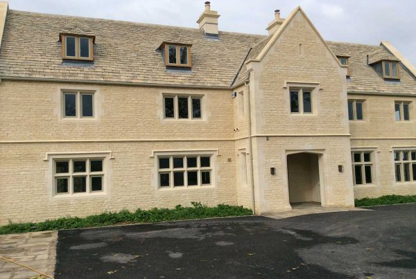 Get expert lime lime plaster in historic buildings in Cheltenham, Gloucestershire, and the Cotswolds.