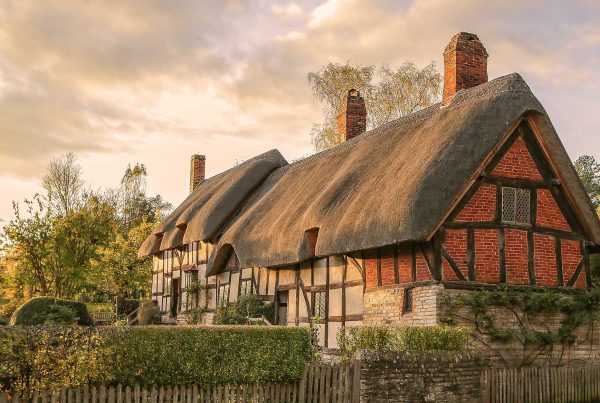 What are the advantages of lime render? - Lime Plastering and Modern Plastering By Heritage Plastering in Cheltenham, Gloucestershire